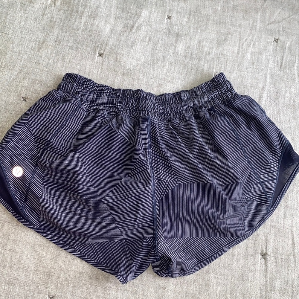 Navy blue lululemon short